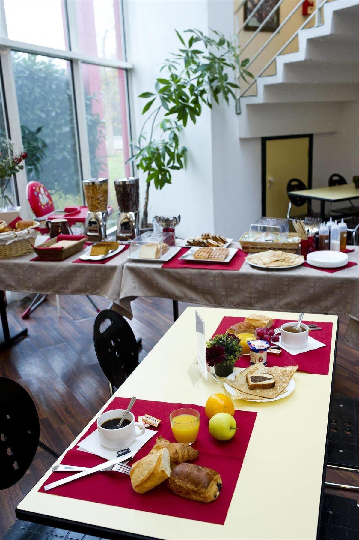 Hotel Cerise Auxerre Monéteau Eksteriør bilde